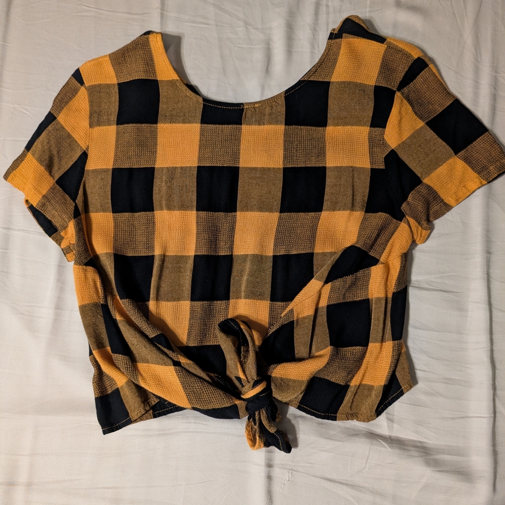 Forever 21 Checkered Tie-Front Crop Top - Black and Yellow